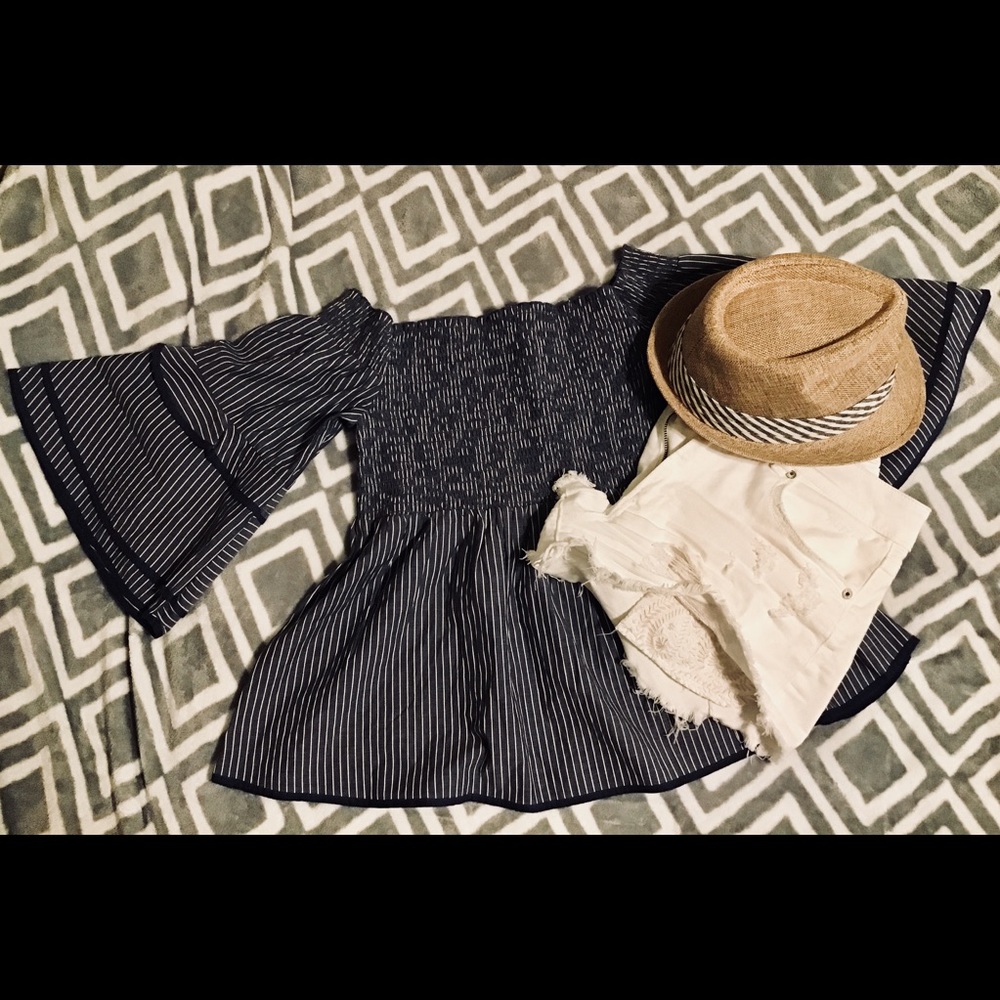 American Eagle outfitters top